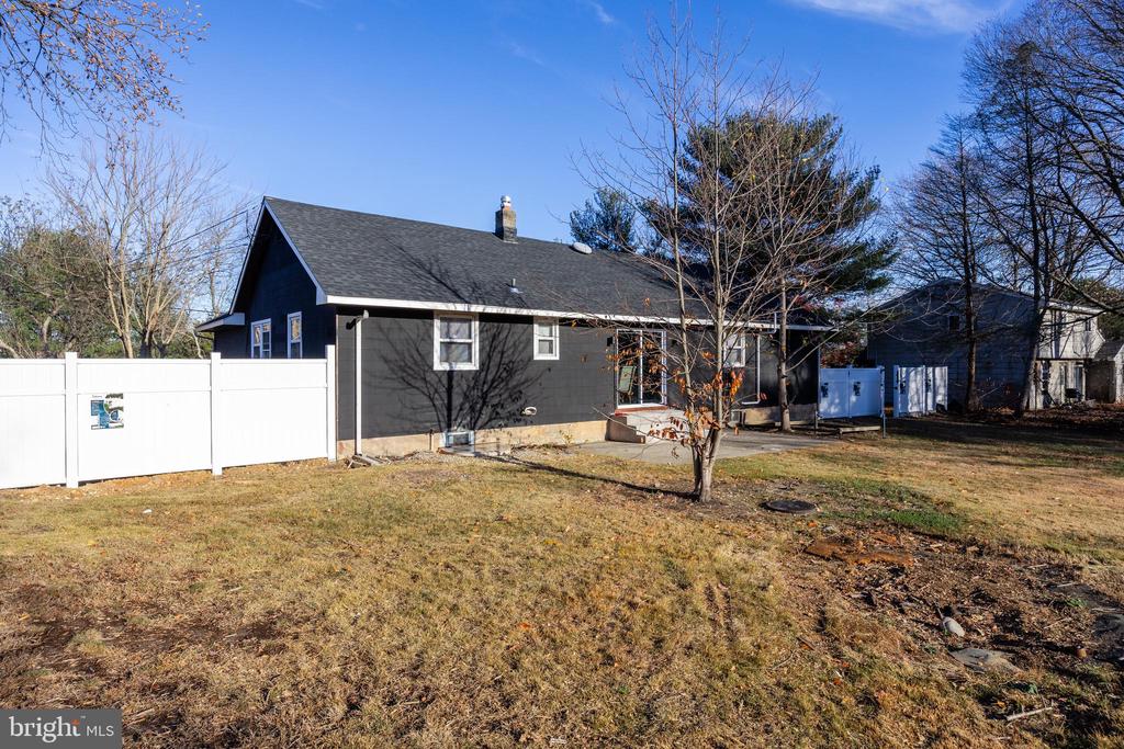 649 Wilby Rd