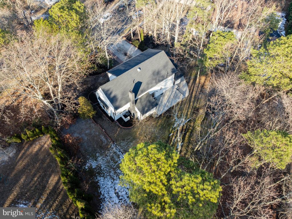 42 Eastwood Dr