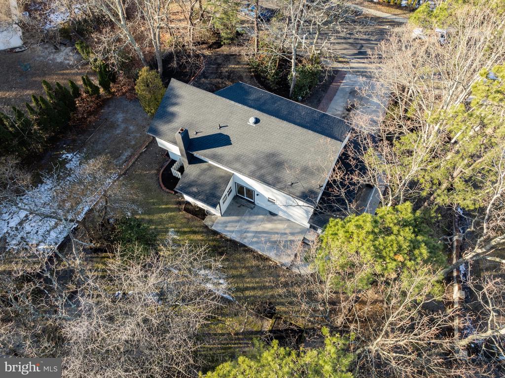 42 Eastwood Dr