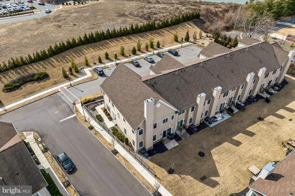 2111 Grandstand Way