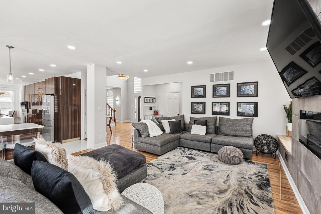 26 Waterview Dr