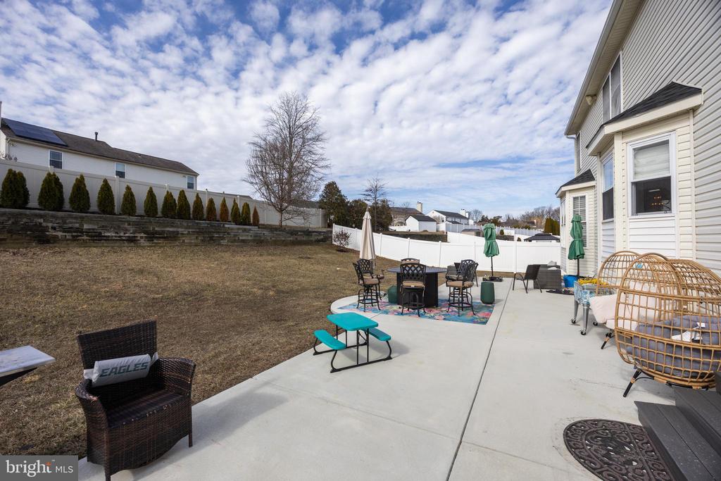 26 Waterview Dr