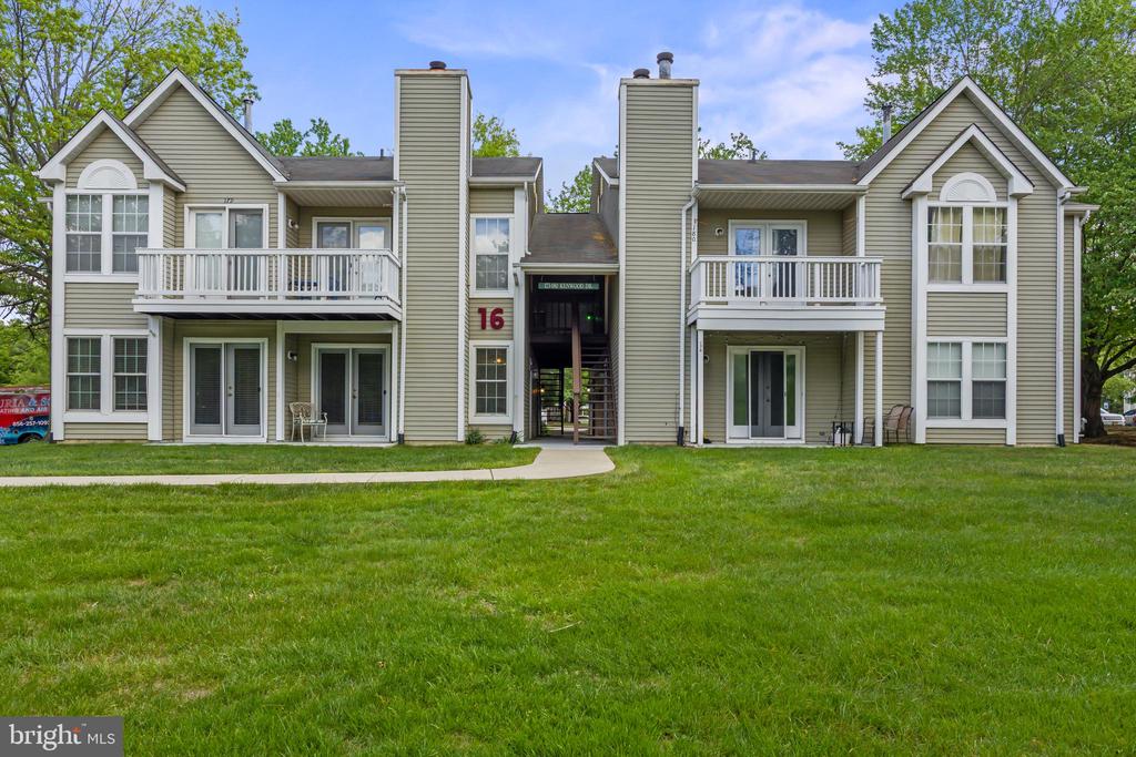 175 Kenwood Dr