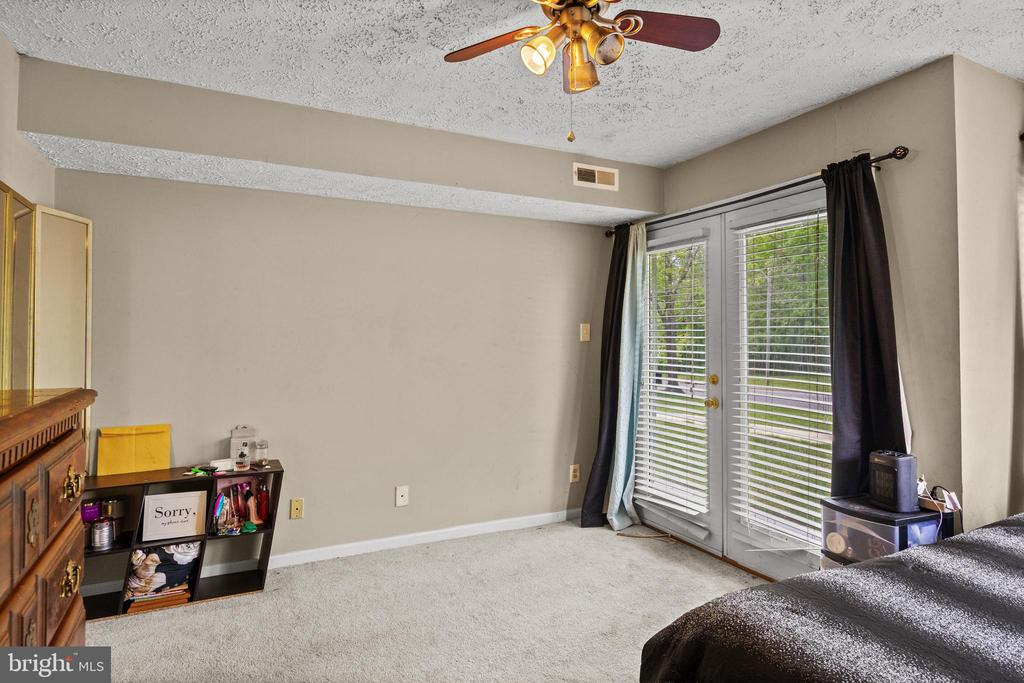 175 Kenwood Dr