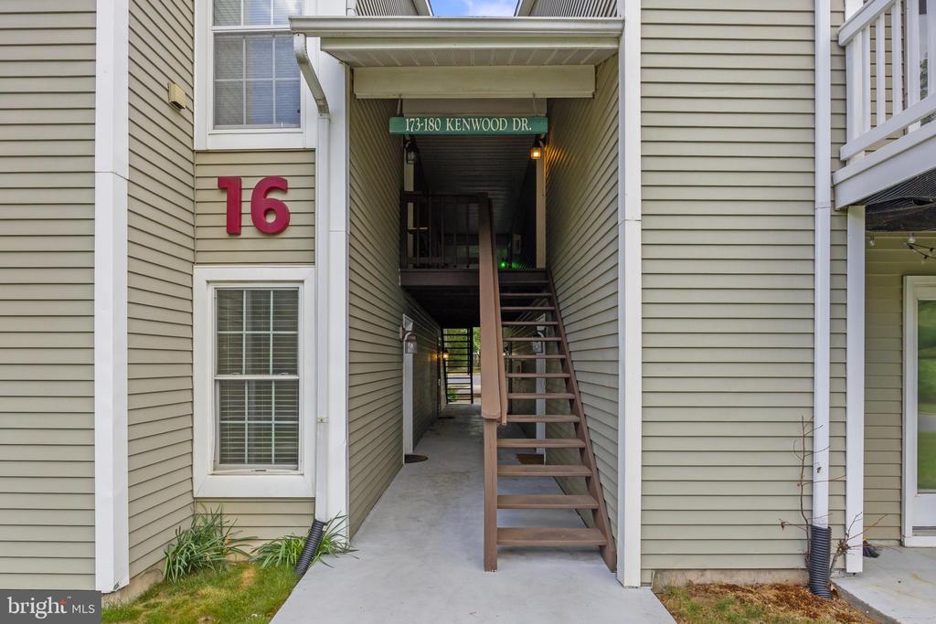 175 Kenwood Dr