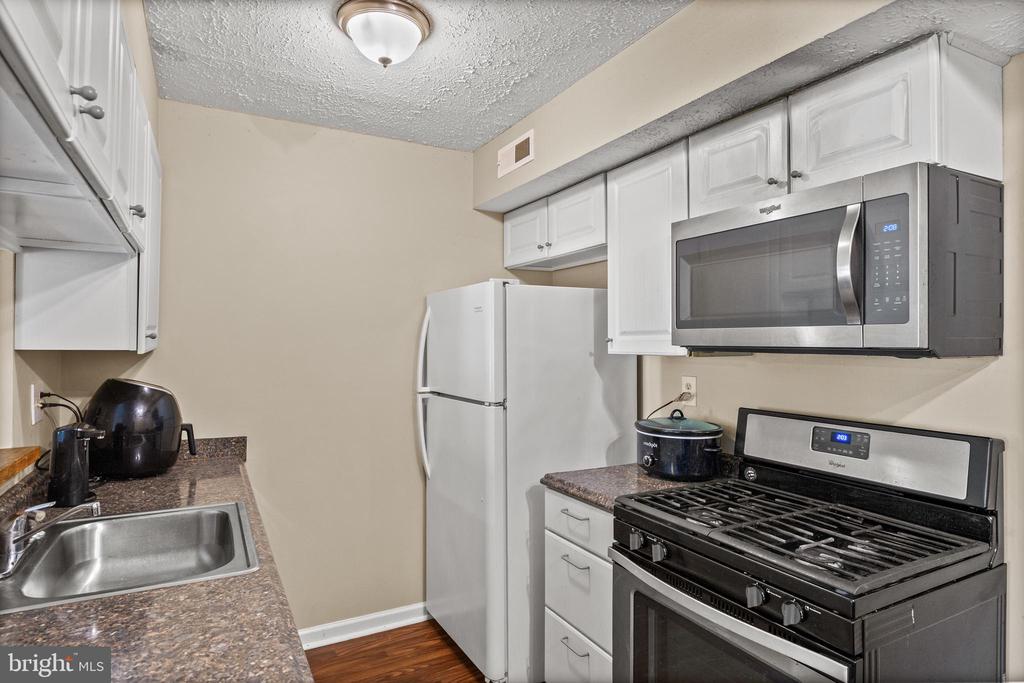 175 Kenwood Dr