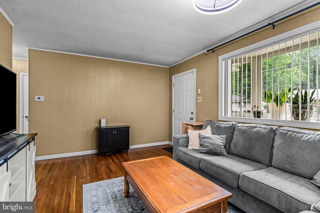 117 2ND AVENUE