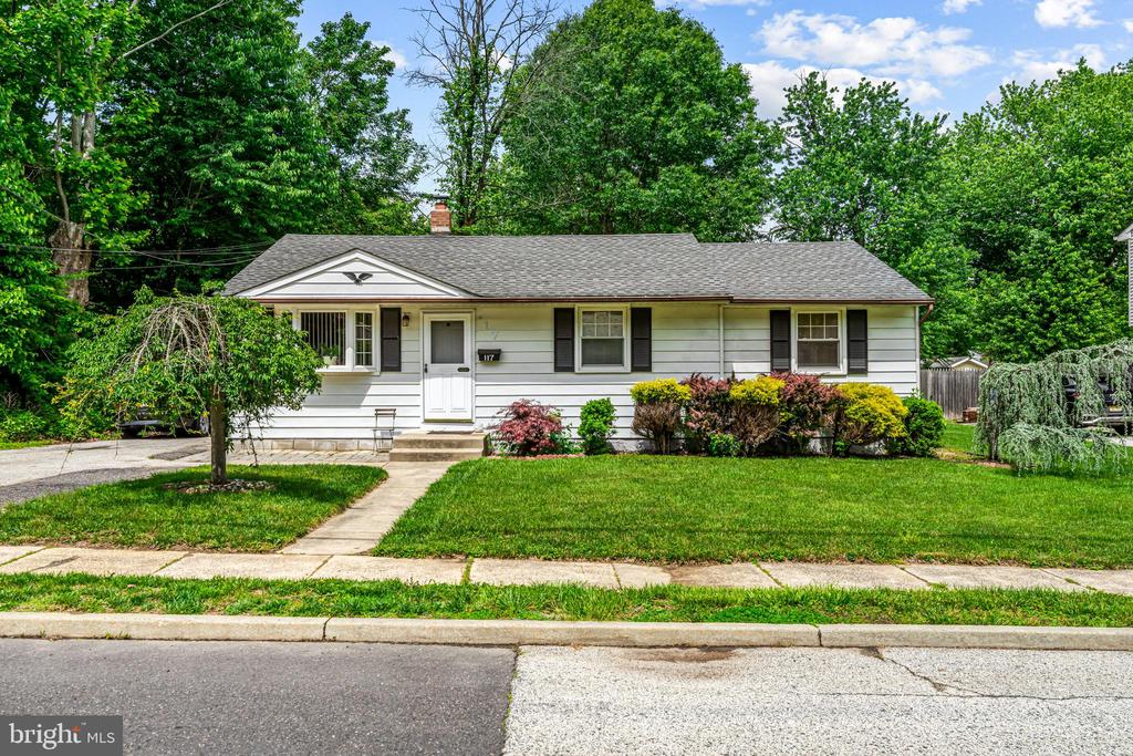 117 2ND AVENUE
