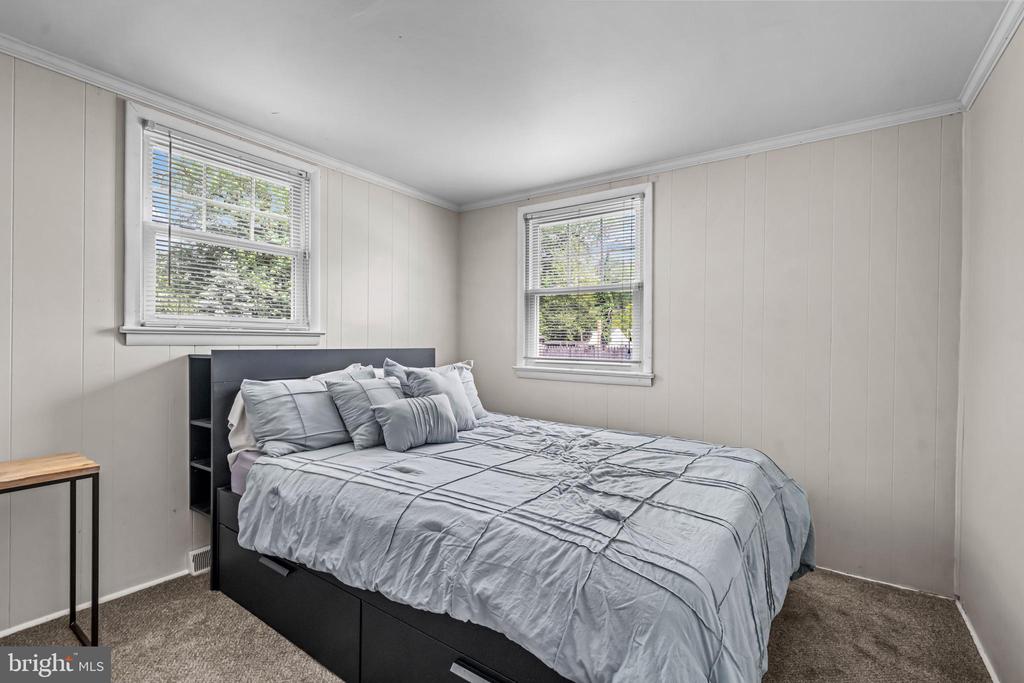 117 2ND AVENUE