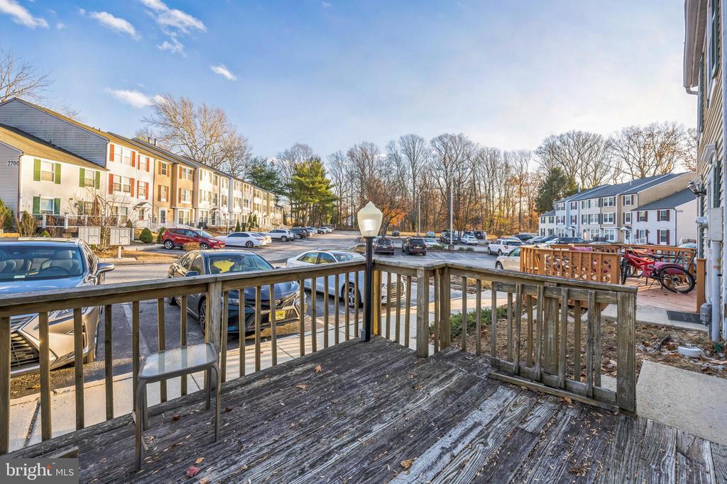2311 GREENWOOD DR
