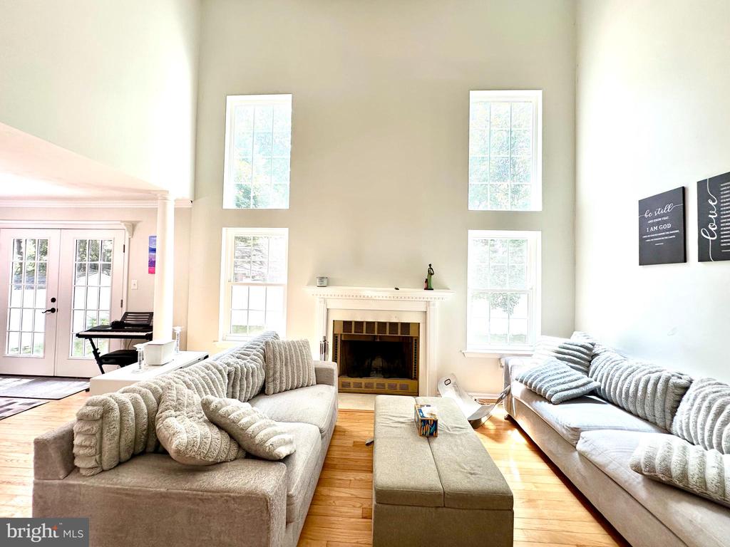 211 FRANKLIN AVENUE