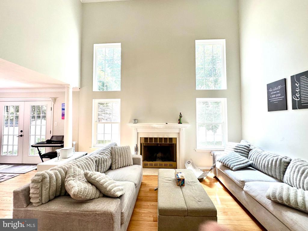 211 FRANKLIN AVENUE
