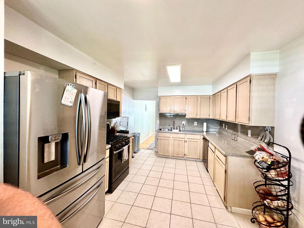 211 FRANKLIN AVENUE