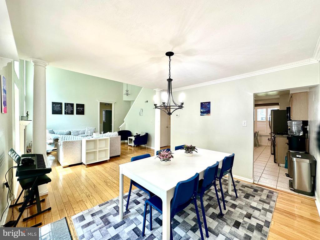 211 FRANKLIN AVENUE