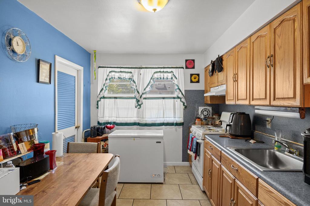 518 Carver Ct