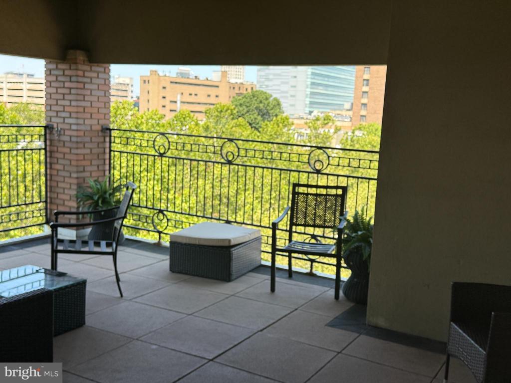700 NEW STREET 308