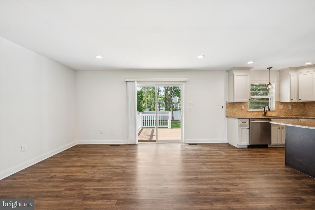 23 LAFAYETTE AVENUE