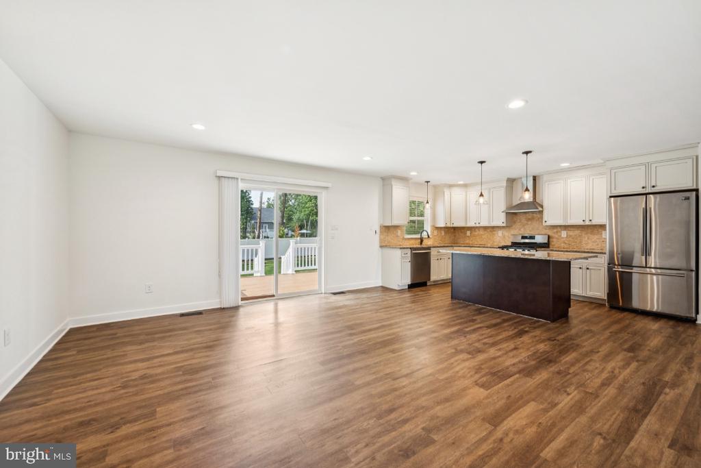 23 LAFAYETTE AVENUE