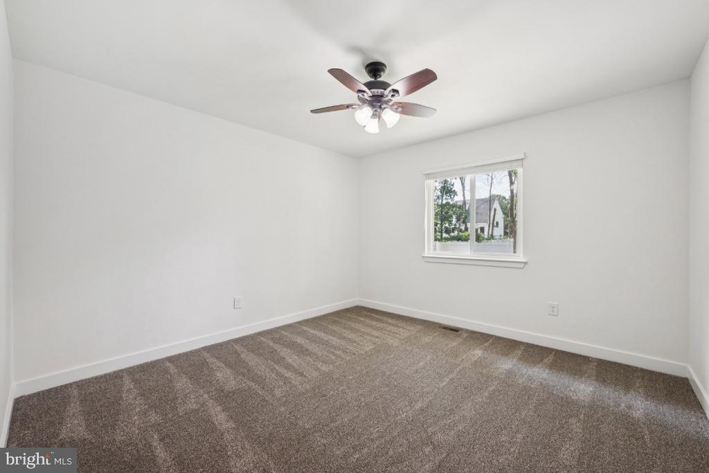 23 LAFAYETTE AVENUE