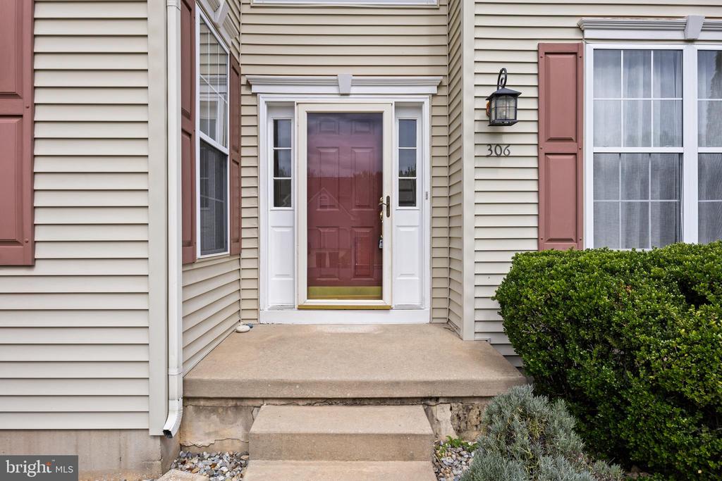 306 JOHNNY BOY LANE