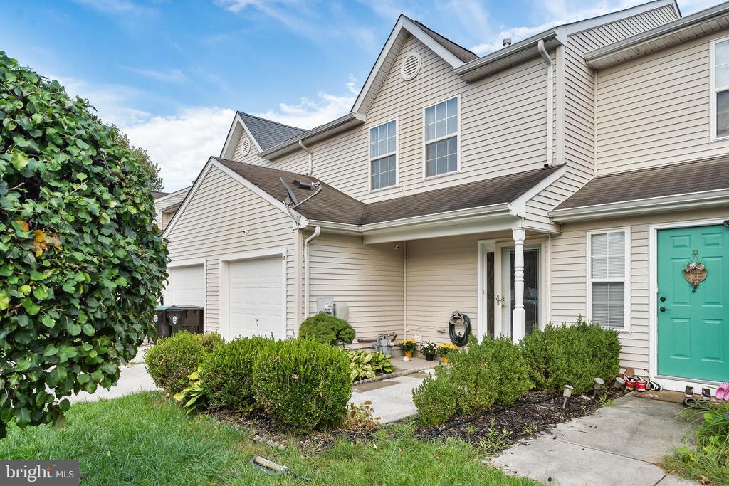 18 HIGH MEADOWS DRIVE