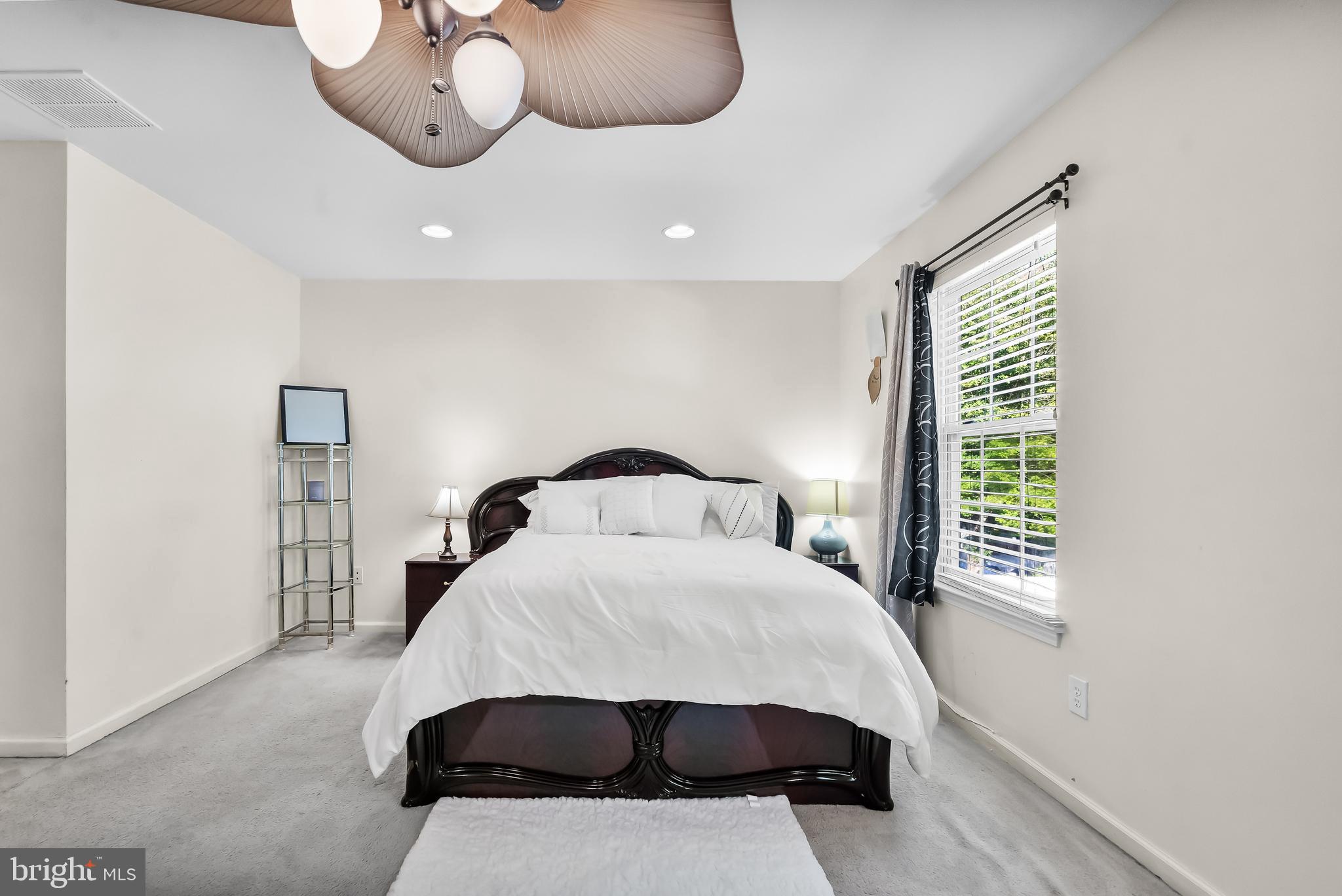 18 HIGH MEADOWS DRIVE