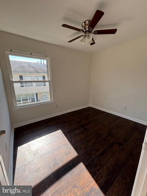 21 LOCUST COURT