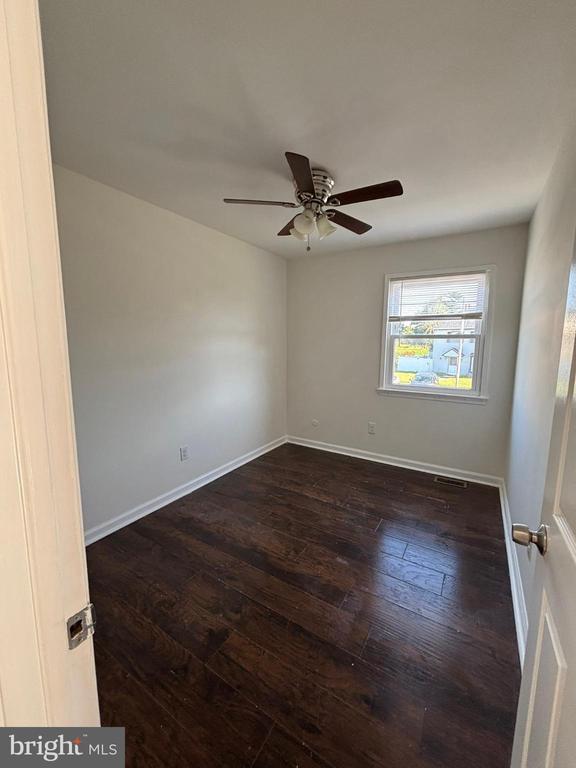 21 LOCUST COURT