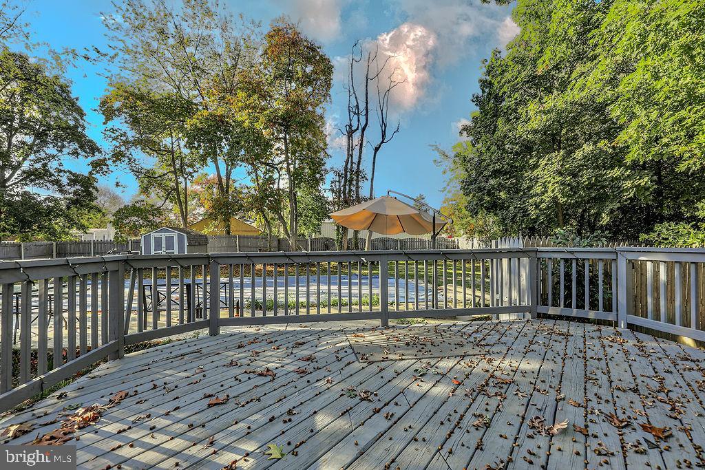 326 CHESTNUT AVENUE