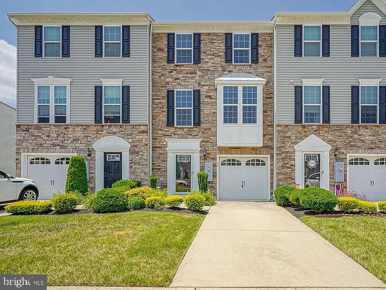 40 VILLAGE GREEN LANE