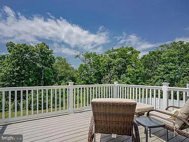 40 VILLAGE GREEN LANE