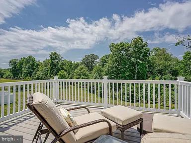 40 VILLAGE GREEN LANE