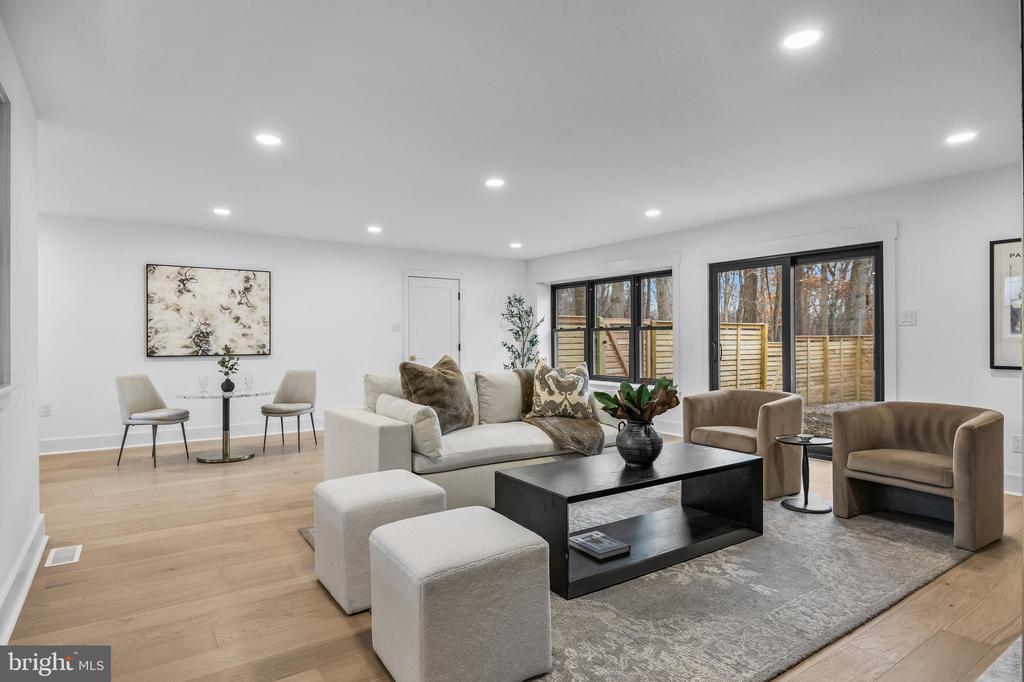 15 IMPERIAL DRIVE