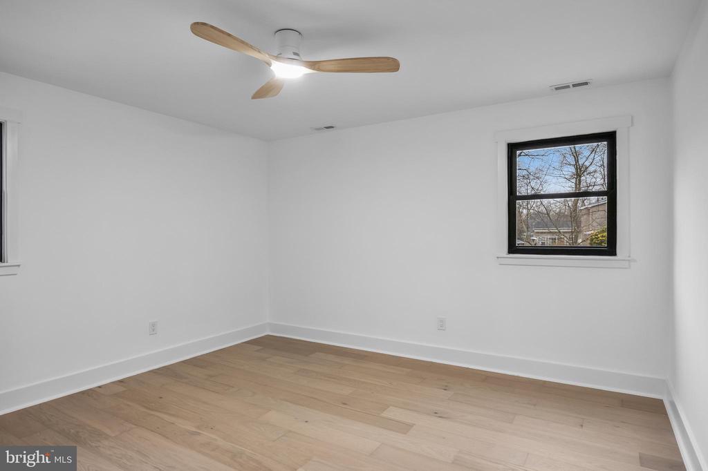 15 IMPERIAL DRIVE