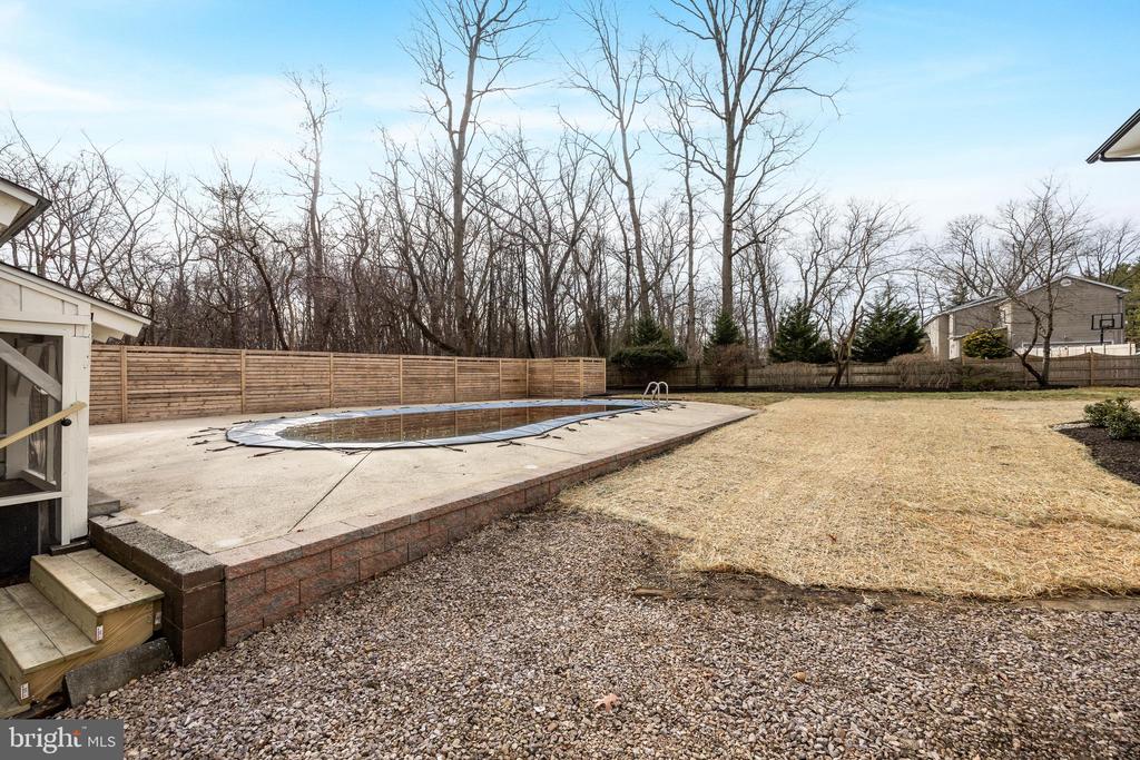 15 IMPERIAL DRIVE