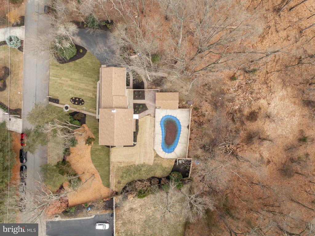 15 IMPERIAL DRIVE