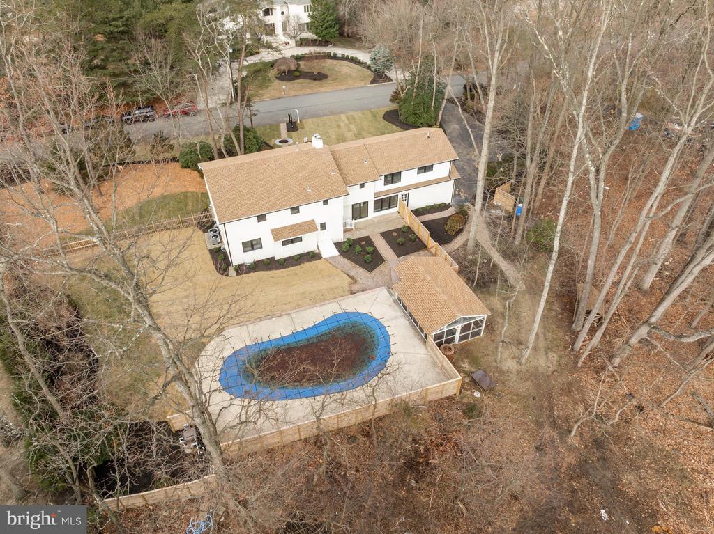 15 IMPERIAL DRIVE