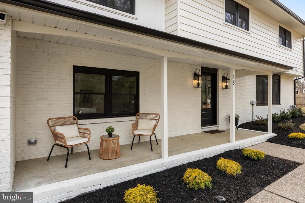 15 IMPERIAL DRIVE