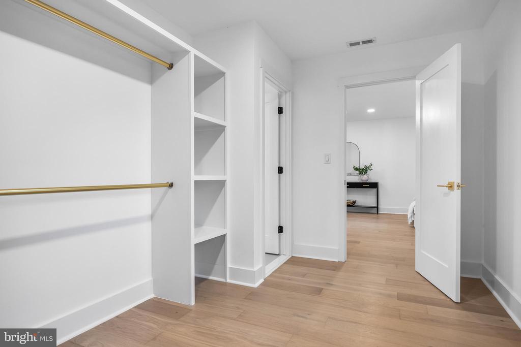 15 IMPERIAL DRIVE