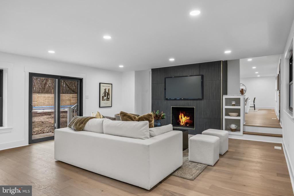 15 IMPERIAL DRIVE