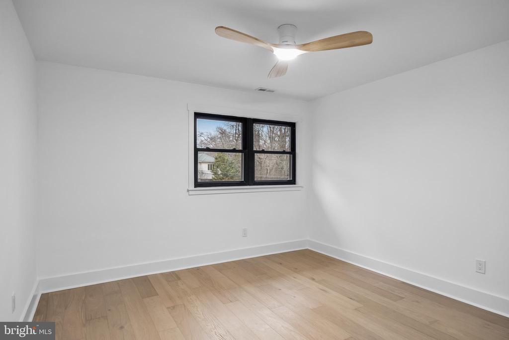 15 IMPERIAL DRIVE