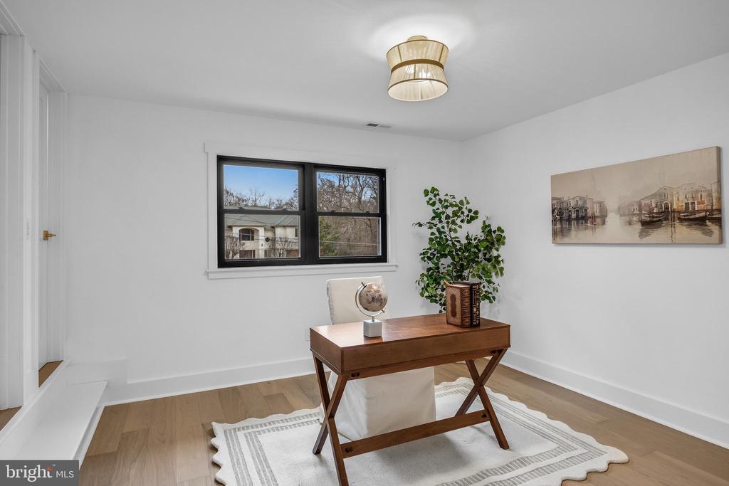 15 IMPERIAL DRIVE
