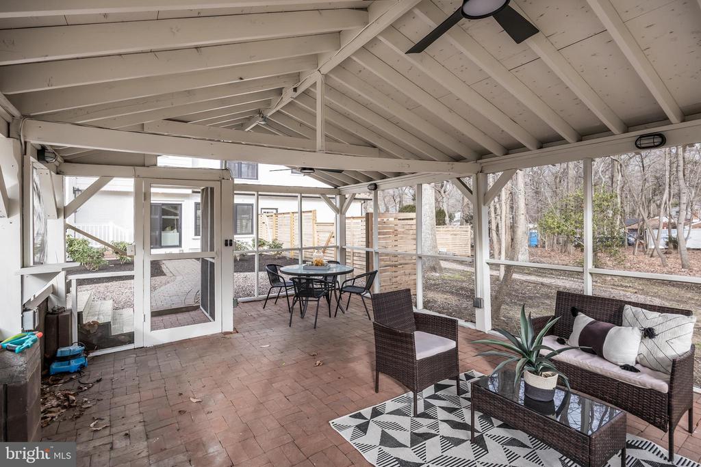 15 IMPERIAL DRIVE