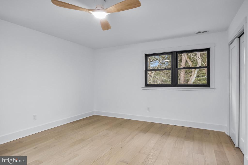 15 IMPERIAL DRIVE
