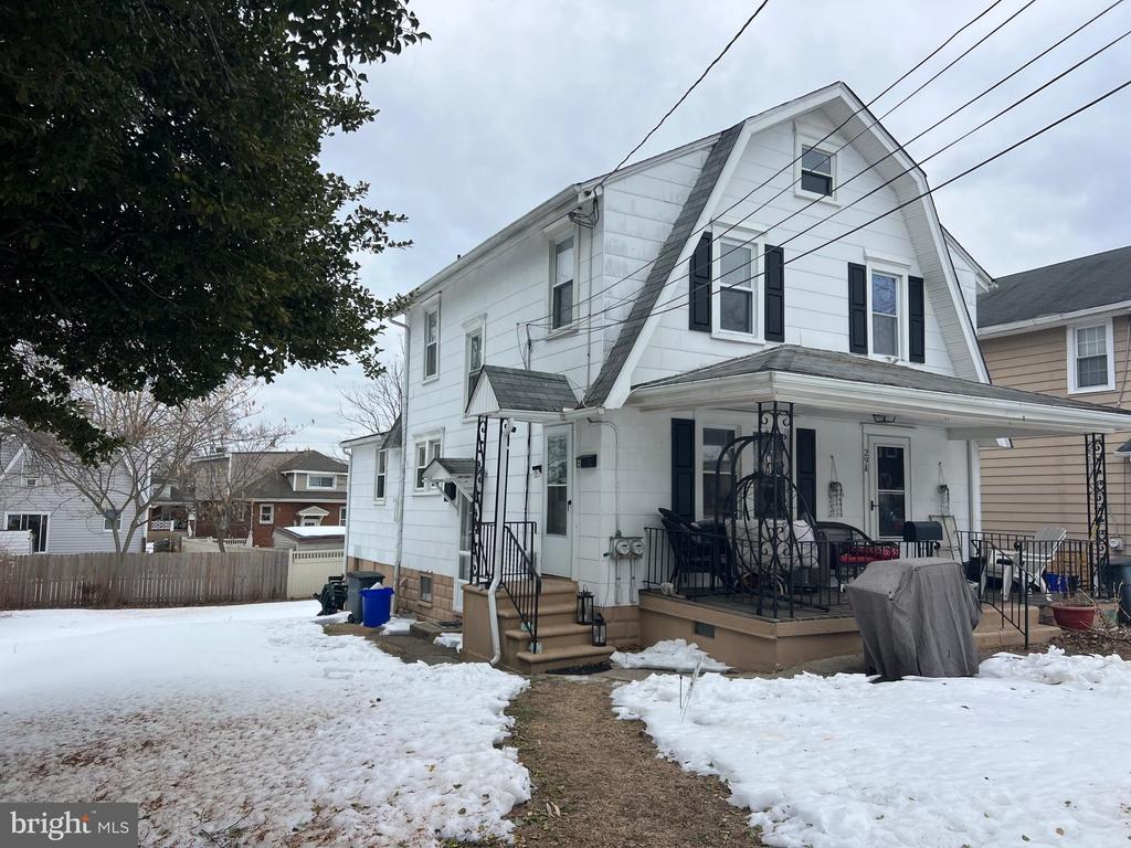 29 W 4TH AVENUE