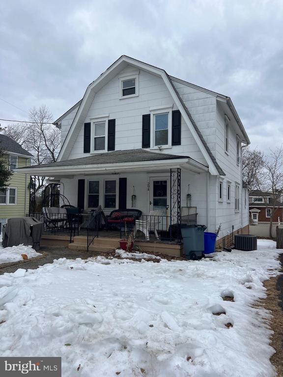 29 W 4TH AVENUE