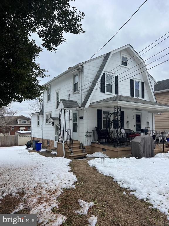 29 W 4TH AVENUE