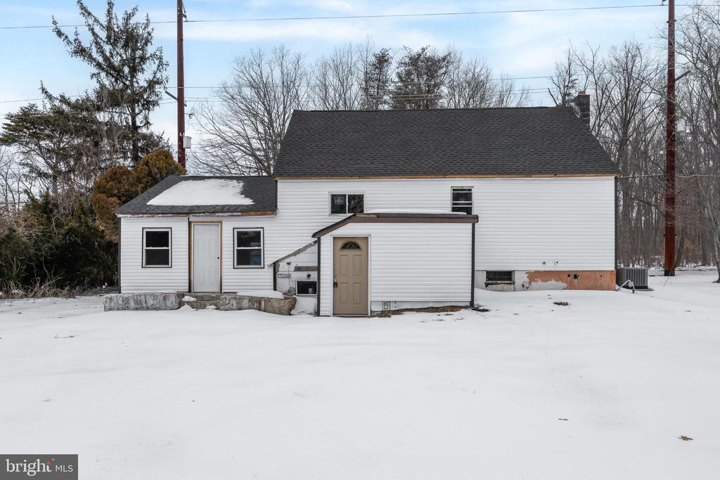 509 HICKSTOWN ROAD