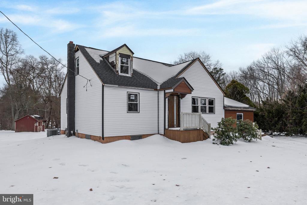 509 HICKSTOWN ROAD
