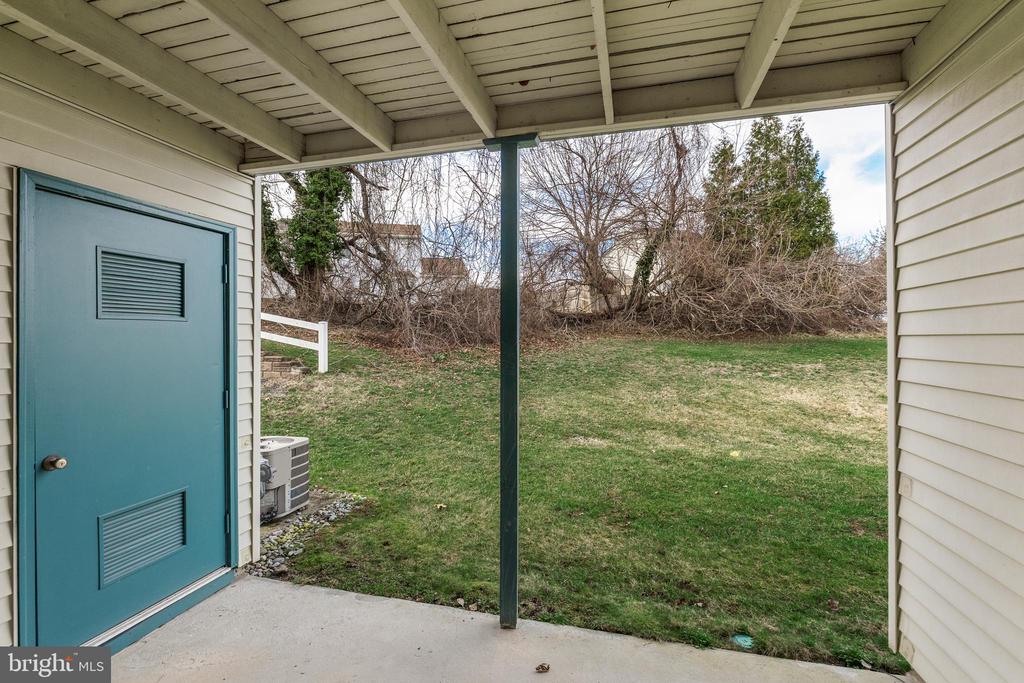 26 KNOLL DRIVE